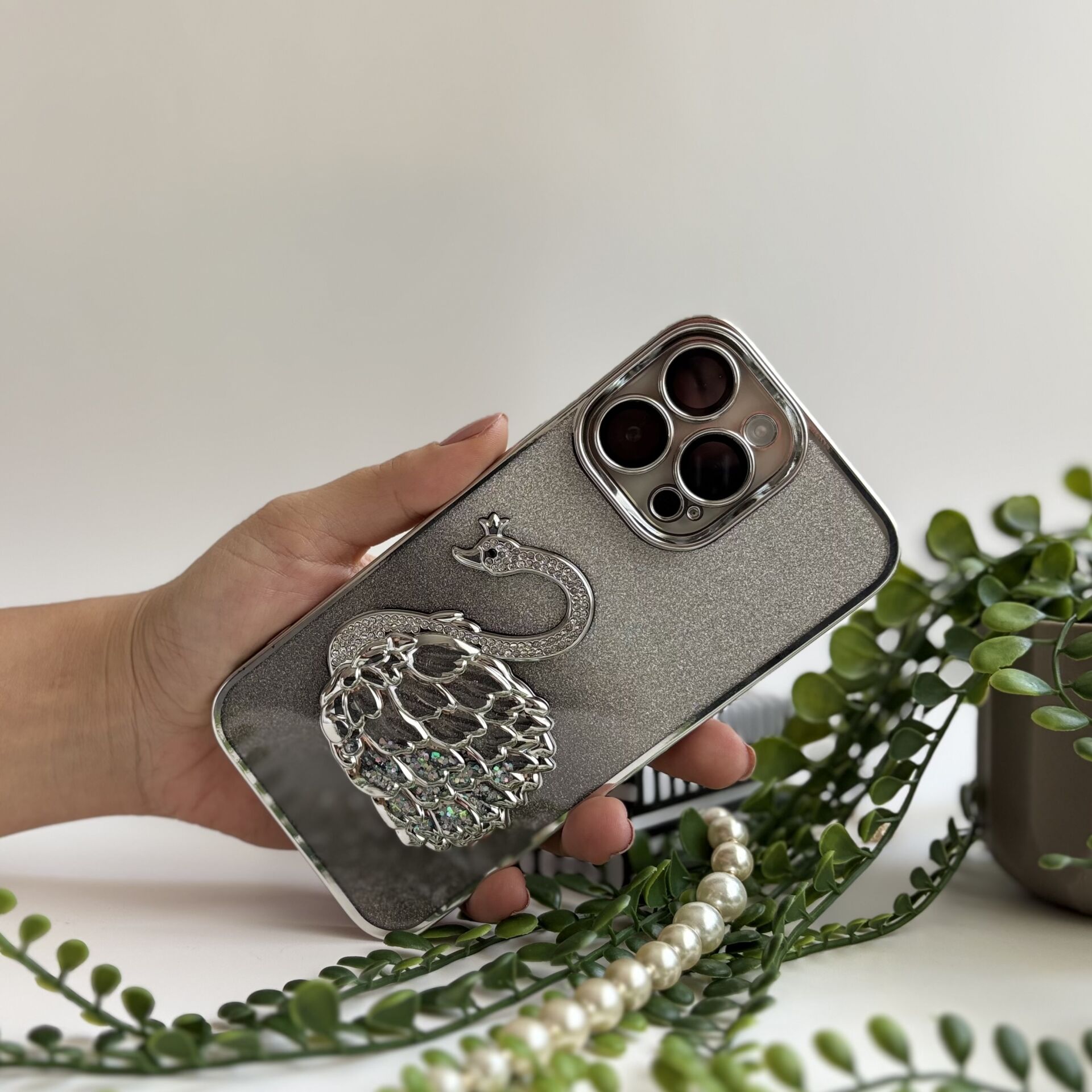 Simli Kuğu Lüks iPhone Kılıfı – Gümüş