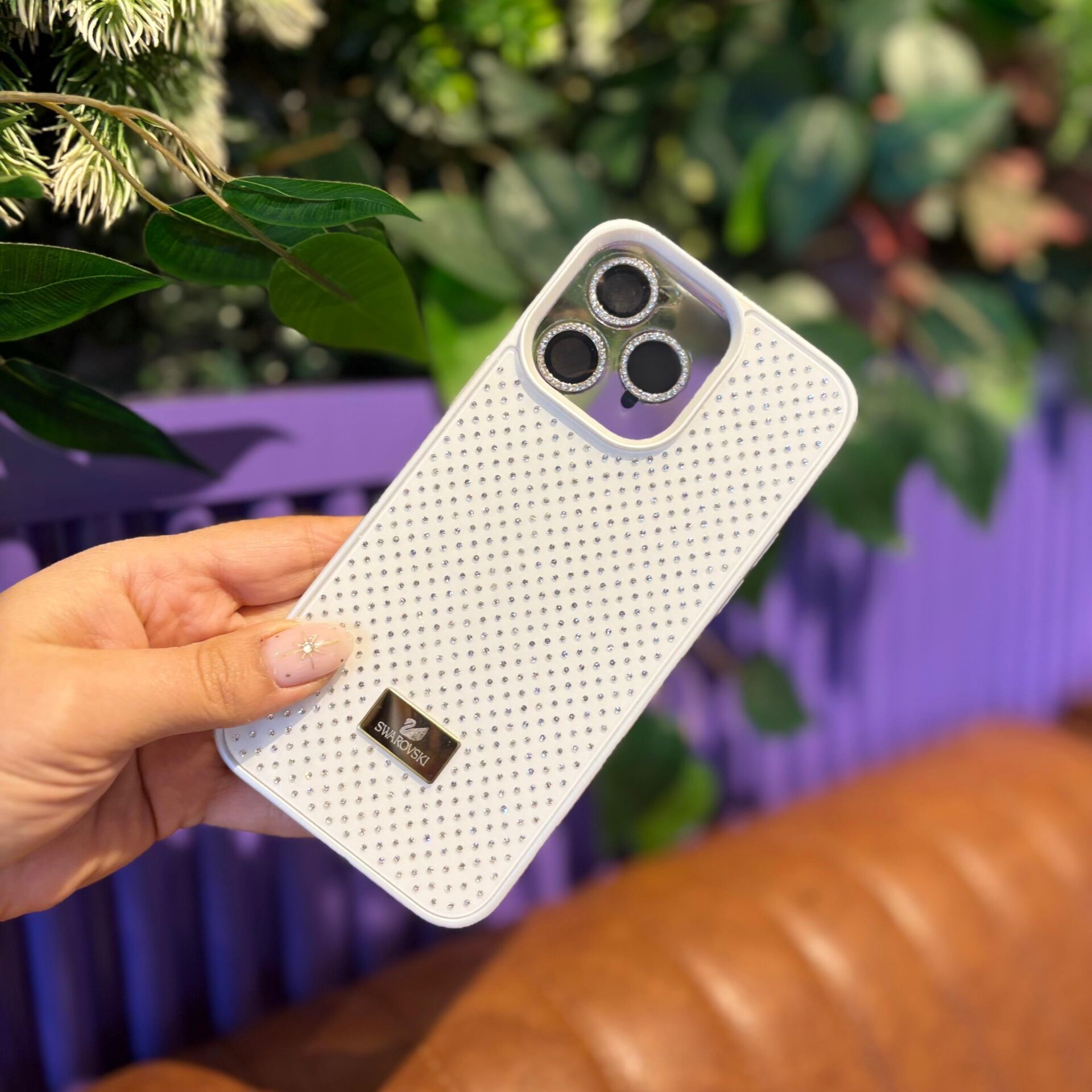 EpaLune Taş Detaylı Zarif Iphone Kılıf Taşlı Lens Koruyucu Hediyeli - Beyaz
