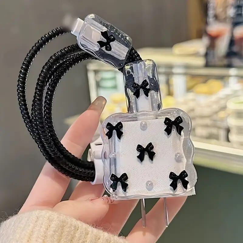Siyah kurdele detaylı Şarj koruyucu 4 in 1 - 18/20 Watt şarj cihazlarına uyumlu