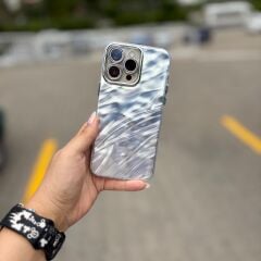 Epavibe Dalga Desenli Şeffaf Kılıf – Işıltılı Koruma Iphone 15 Pro Max