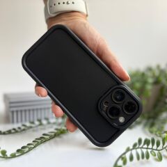Mat Silikon Kenarları Kabartmalı iPhone Kılıfı – Siyah
