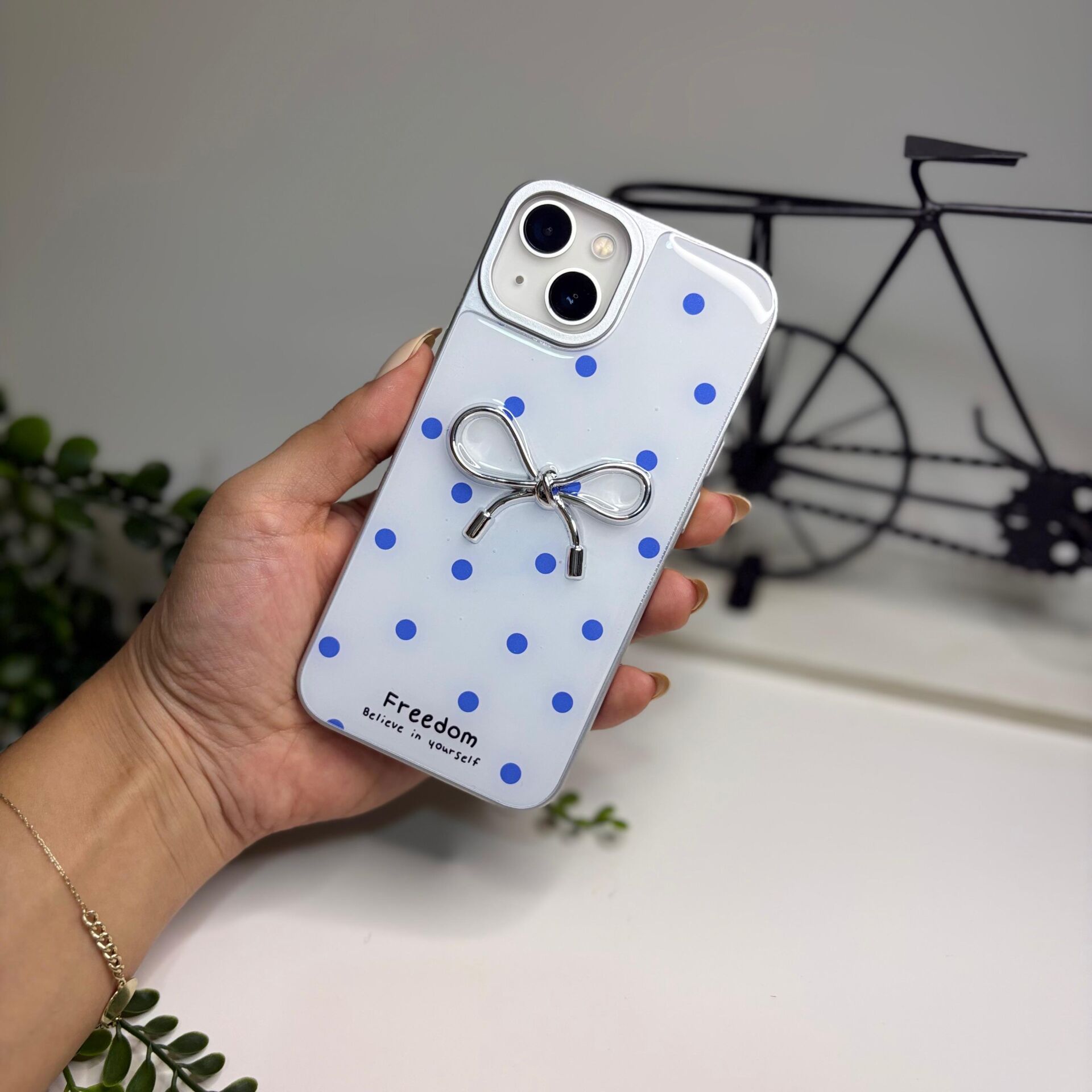 EpaDora Ribbon Iphone 16 Pro Max Kılıf