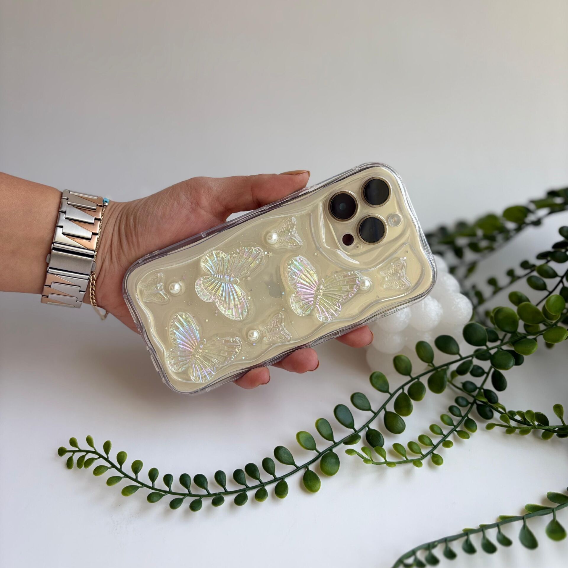 EPALORA Holografik Kelebek Iphone 14 Pro Max Kılıf