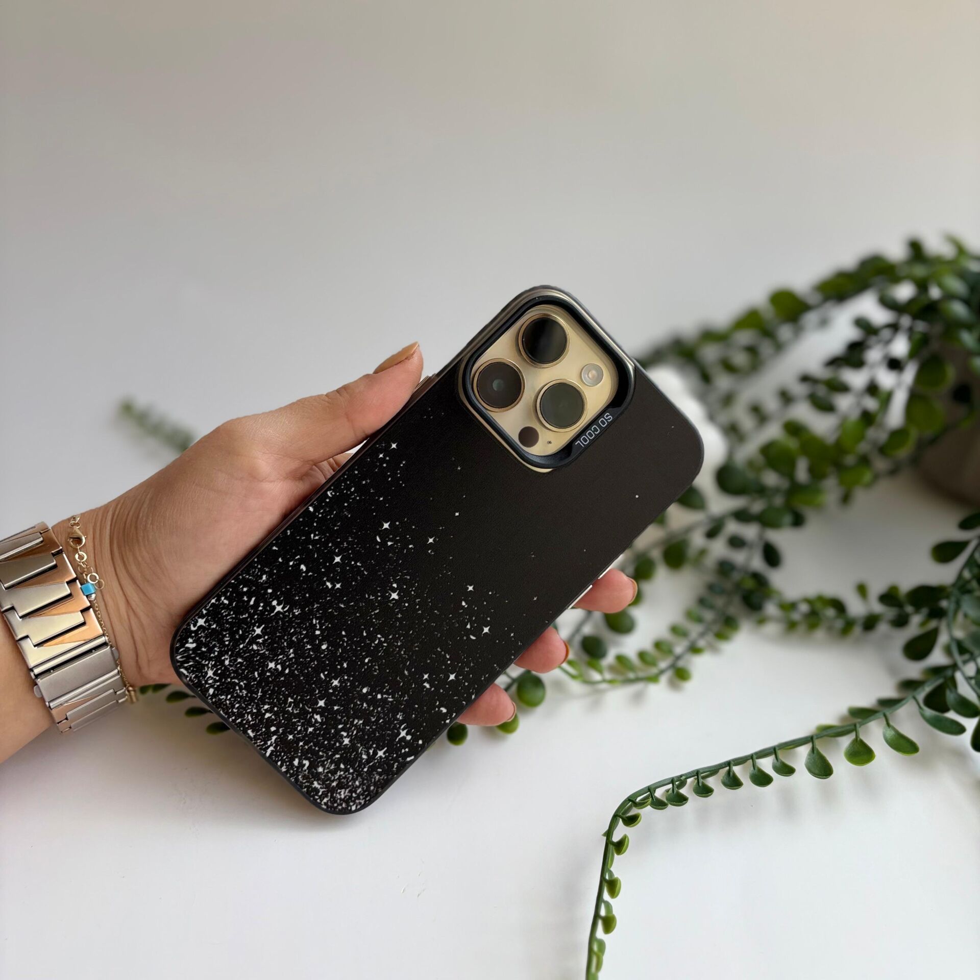 Yıldız Baskı Desenli Iphone 16 Pro Max Kılıf