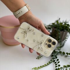 Sevimli Kelebek ve Şık Kalp Taş Detaylı Iphone 16 Kılıf