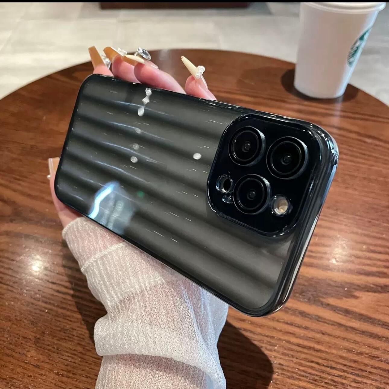 EpaLine Şerit Desenli Iphone 14 Pro Telefon Kılıfı