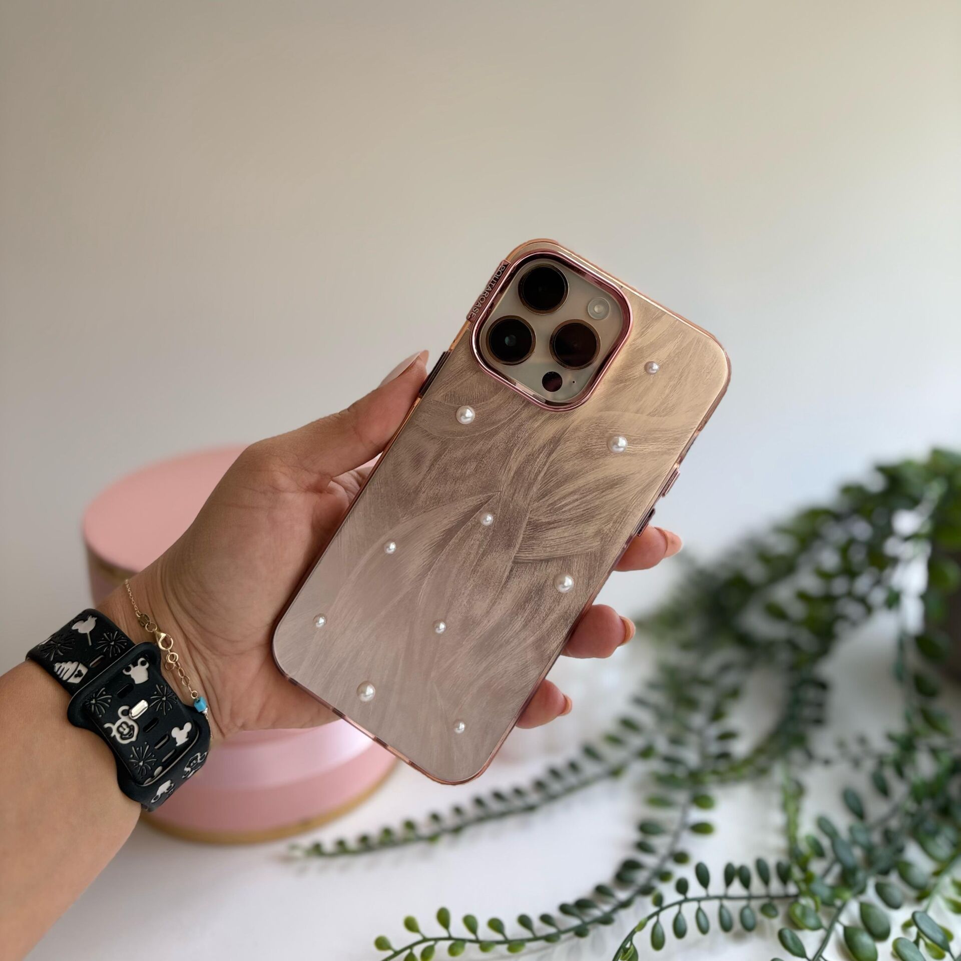 EpaPearl Rose – Pembe İnci Dokunuşlu Kılıf Iphone 11